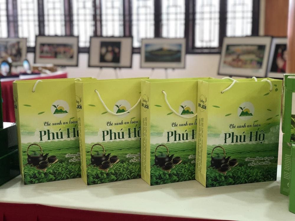 Chè xanh Phú Hộ (Nguồn: Tạp chí Làng nghề Việt Nam)